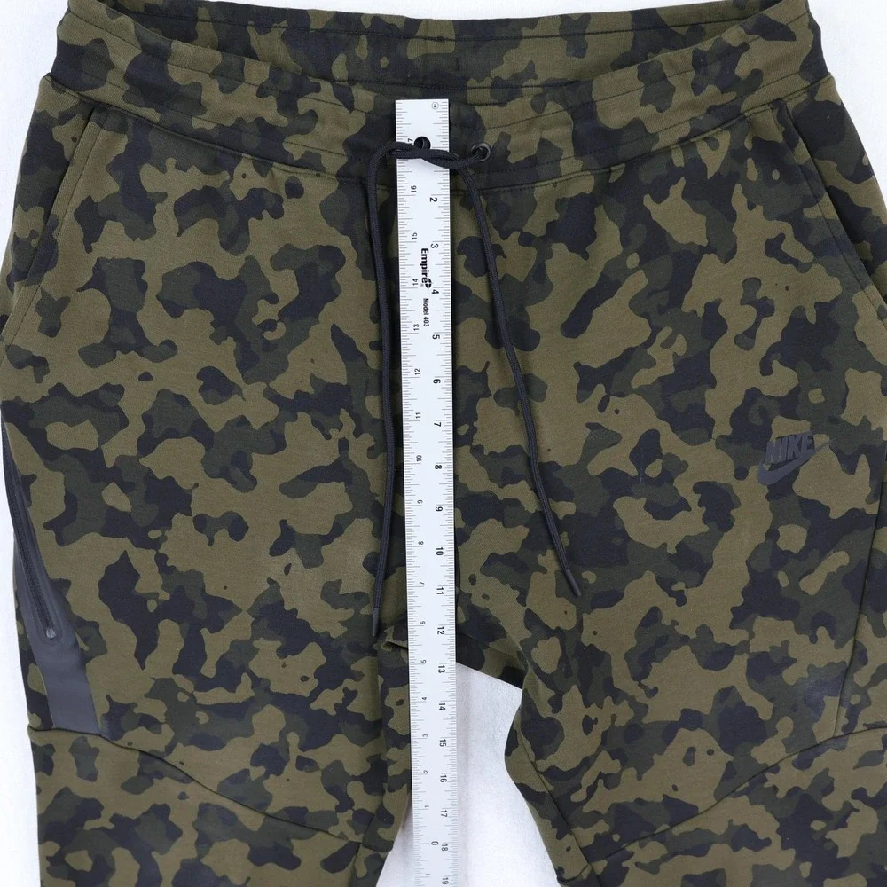 Nike Sportswear Tech Fleece Camo Jogger Pants Mens Large Green CJ5981-222
